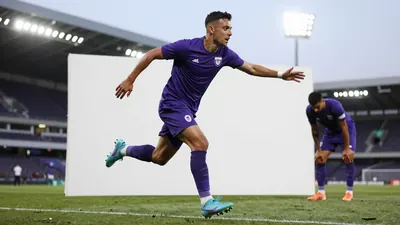 Anderlecht staat vijfde met 13 punten na een 3-0 zege op Zulte Waregem, maar experts zijn verdeeld over de kans op een...