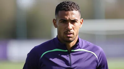Taylor Harwood-Bellis in zicht bij Benfica, 20 miljoen euro niet genoeg