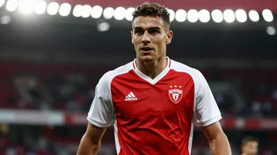 Anderlecht signs top striker Tawfik Bentayeb