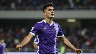 Anderlecht speelde 0-0 tegen Genk, terwijl Voetbal International het talent Jayden Onia Seke profileert en de club elfde...