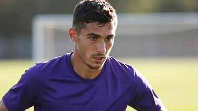 RSC Anderlecht heeft een bod van 8 miljoen euro uitgebracht op middenvelder Santi Garcia, volgens een bericht van HLN...