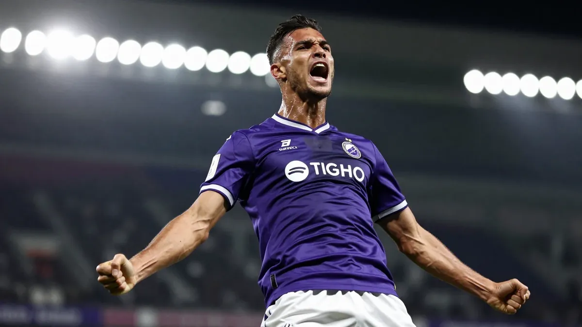 Anderlecht won 1-0 in het Lotto Park tegen Kortrijk met Danylo Sikan die zijn eerste Jupiler Pro League-doelpunt scoorde...