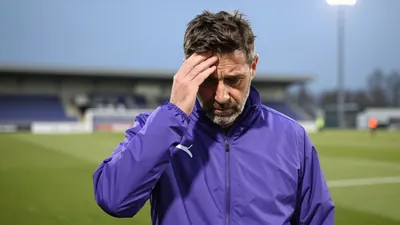 Vitor Bruno verontschuldigt zich bij de fans na de 3-0 nederlaag tegen Union, terwijl Anderlecht op de elfde plaats staat...